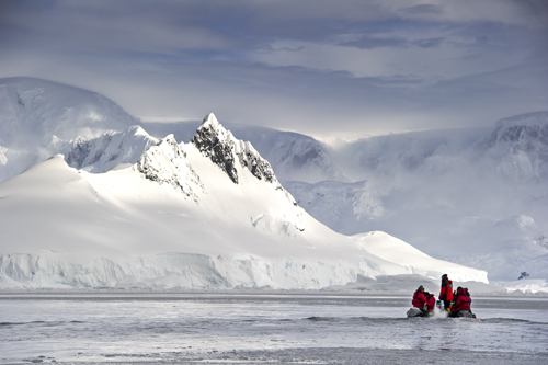 Daisy Gilardini - Antarctic Peninsula Antarctic Peninsula - One Ocean Expeditions